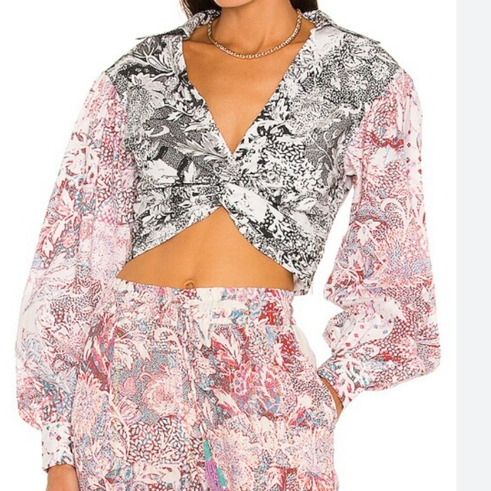 Rococo Sand Paola Printed Cropped Long Sleeve Blouse (M)